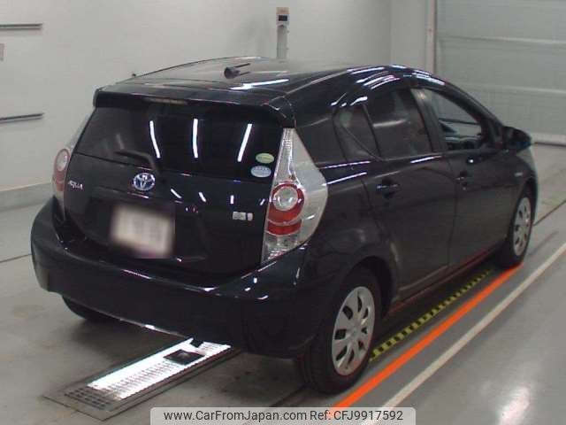 toyota aqua 2013 -TOYOTA--AQUA DAA-NHP10--NHP10-2252018---TOYOTA--AQUA DAA-NHP10--NHP10-2252018- image 2