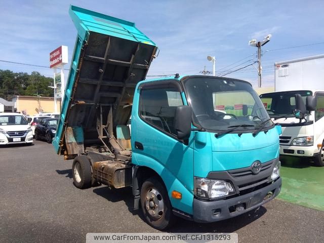toyota dyna-truck 2017 GOO_NET_EXCHANGE_0560787A30250608W009 image 1