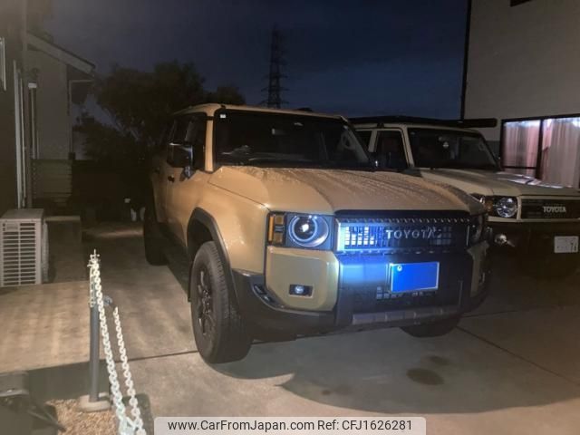 toyota land-cruiser-wagon 2024 CFJ1626281 image 1