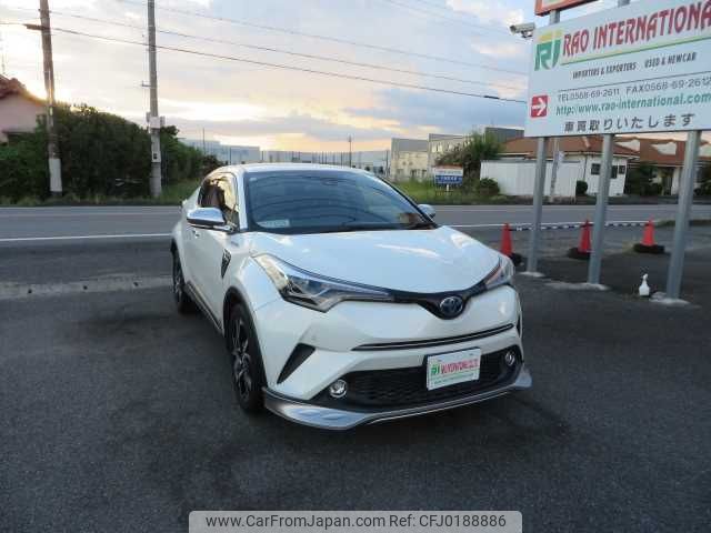 toyota c-hr 2018 504749-RAOID:13601 image 2