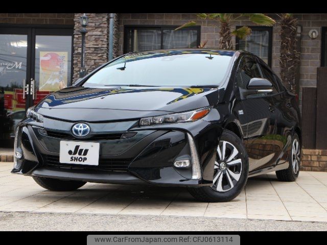 toyota prius-phv 2018 -TOYOTA--Prius PHV ZVW52--3076297---TOYOTA--Prius PHV ZVW52--3076297- image 1