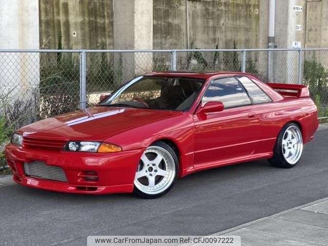 nissan skyline-gt-r 1992 quick_quick_E-BNR32_BNR32221839 image 1