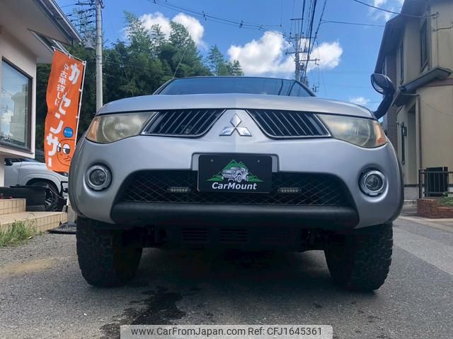 mitsubishi triton 2009 CFJ1645361 image 2