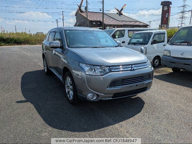 mitsubishi outlander-phev 2013 CFJ1848947 image 1