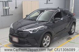 toyota c-hr 2018 -TOYOTA--C-HR NGX50-2028715---TOYOTA--C-HR NGX50-2028715-