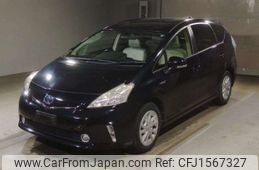 toyota prius-α 2014 CFJ1567327