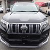 toyota land-cruiser-prado 2017 25111010 image 8