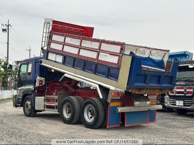 isuzu giga 2005 CFJ1657386 image 2