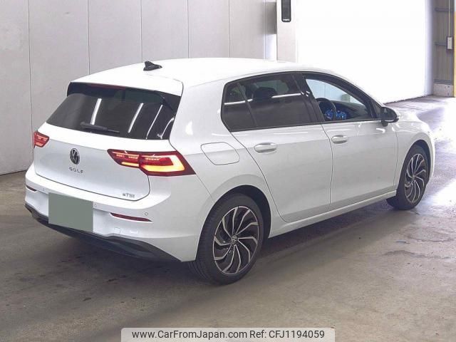 volkswagen golf 2023 quick_quick_3AA-CDDLA_WVWZZZCD0RW011607 image 2