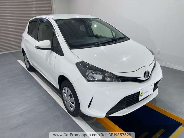 toyota vitz 2015 CMATCH_U00045517321 image 1