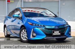 toyota prius-phv 2017 GOO_JP_700070570930240614006