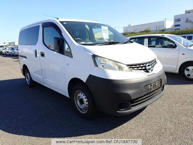 nissan nv200-vanette-van 2016 CFJ1847730 image 2