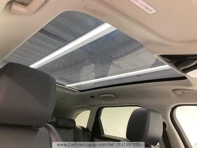 land-rover range-rover-velar 2024 quick_quick_3LA-LY2YD_SALYA2AY5SA394651 image 2