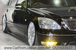toyota celsior 2004 CFJ1633637