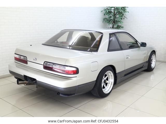 nissan silvia 1992 GOO_JP_700100203130241111001 image 2