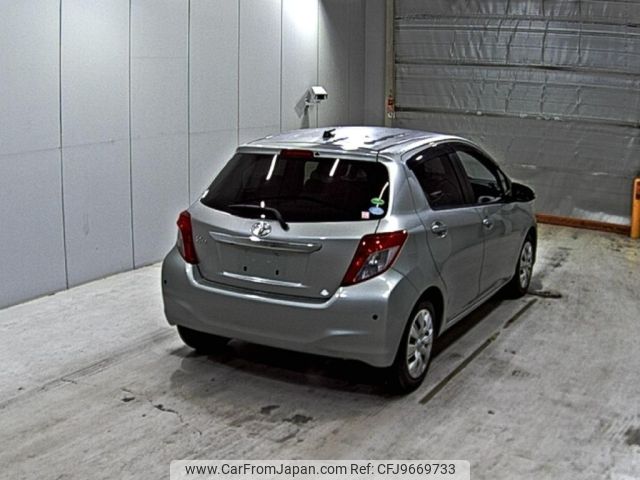 toyota vitz 2013 -TOYOTA--Vitz NSP130--NSP130-2118362---TOYOTA--Vitz NSP130--NSP130-2118362- image 2