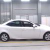 lexus is 2019 CFJ1715234 image 4