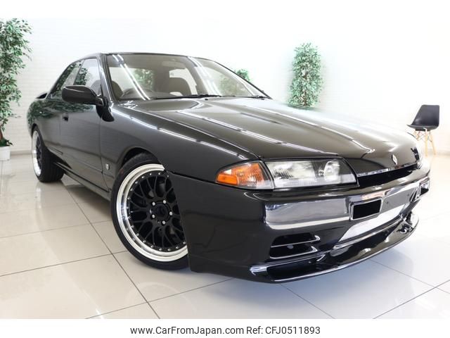 nissan skyline 1990 GOO_JP_700100203130241201001 image 1