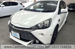 toyota aqua 2014 AF-NHP10-2394499