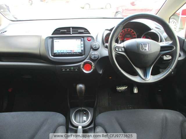 honda fit 2013 -HONDA--Fit DBA-GE8--GE8-1703716---HONDA--Fit DBA-GE8--GE8-1703716- image 2