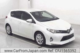 toyota auris 2015 CFJ1565392
