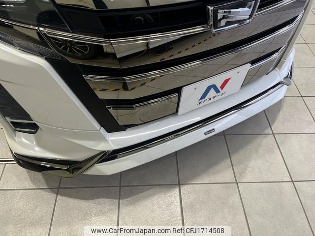 toyota noah 2018 CFJ1714508 image 2