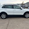 volkswagen tiguan 2018 -VOLKSWAGEN--VW Tiguan 5NDFGF--967631---VOLKSWAGEN--VW Tiguan 5NDFGF--967631- image 26