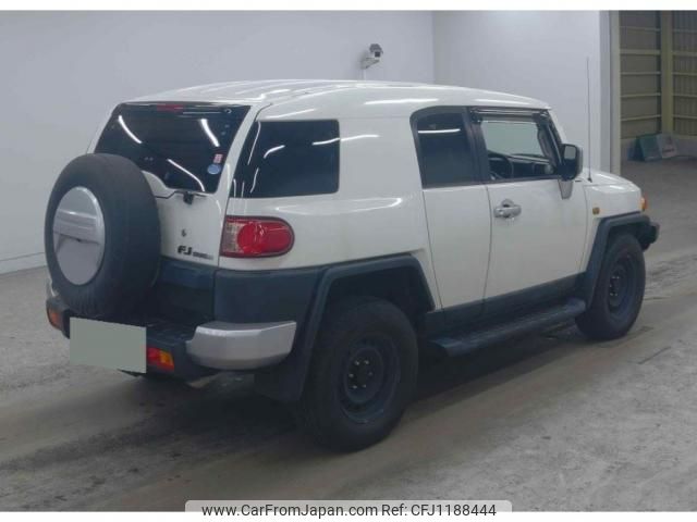 toyota fj-cruiser 2016 quick_quick_CBA-GSJ15W_0133721 image 2