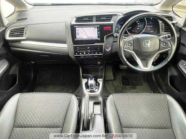 honda fit-hybrid 2016 504928-925679 image 1