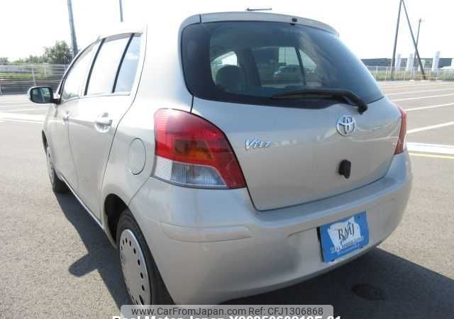 toyota vitz 2011 646828-Y2025060212F-21 image 2
