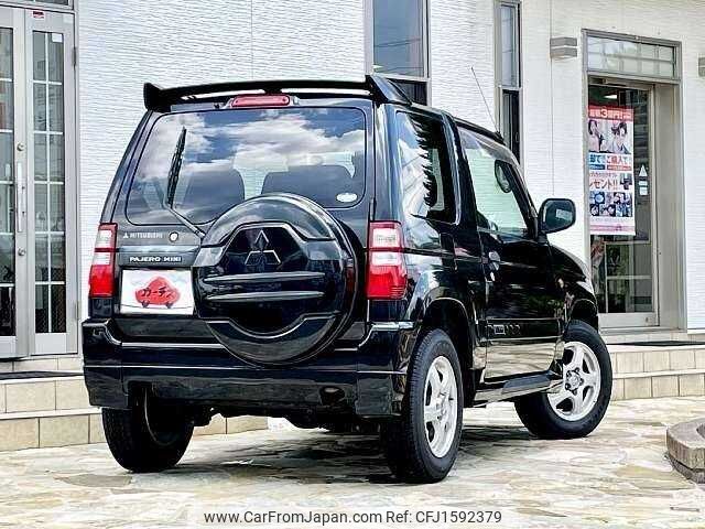 mitsubishi pajero-mini 2002 CFJ1592379 image 2