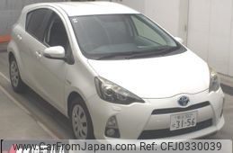 toyota aqua 2013 -TOYOTA 【熊谷 502ｾ3156】--AQUA NHP10-6135088---TOYOTA 【熊谷 502ｾ3156】--AQUA NHP10-6135088-