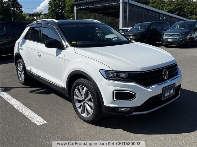 volkswagen volkswagen-others 2021 CFJ1680003 image 2