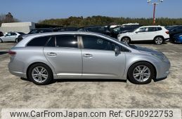 toyota avensis 2011 NIKYO_EB28181