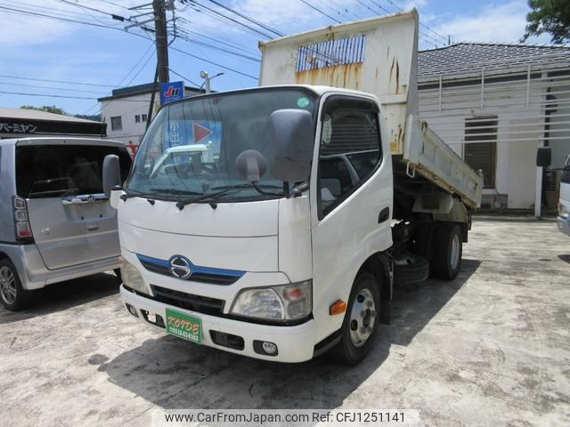 hino dutro 2012 GOO_NET_EXCHANGE_0601851A30250606W001 image 1