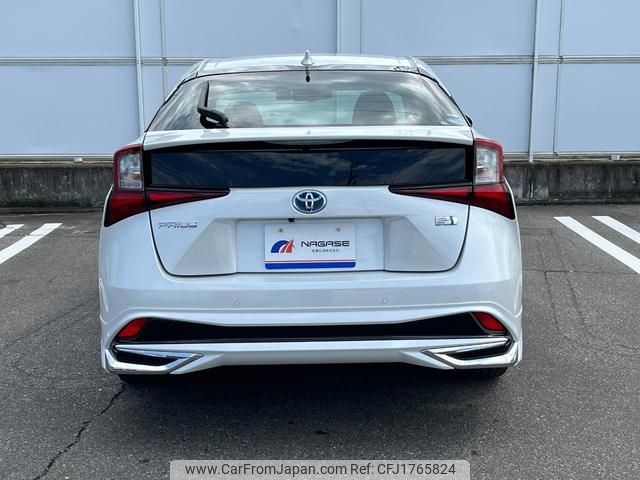 toyota prius 2020 CFJ1765824 image 2