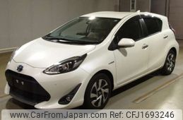 toyota aqua 2020 CFJ1693246