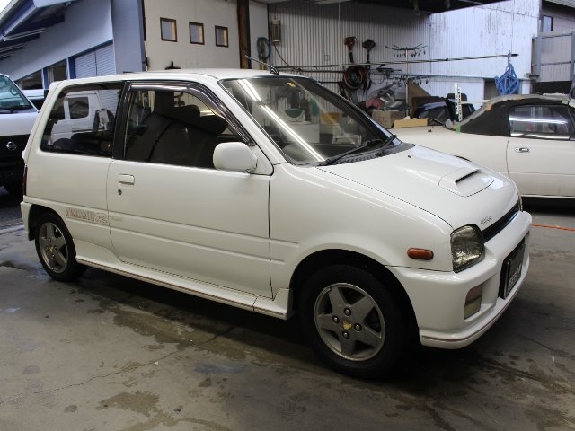 car_41e0d72a-aa08-444c-93bb-