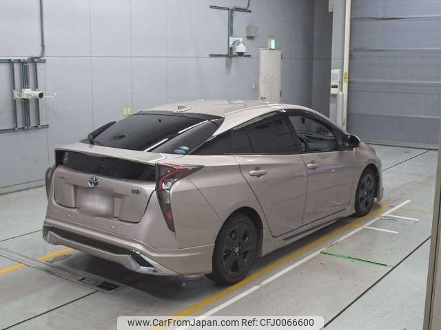 toyota prius 2016 -TOYOTA--Prius DAA-ZVW51--ZVW51-8008856---TOYOTA--Prius DAA-ZVW51--ZVW51-8008856- image 2