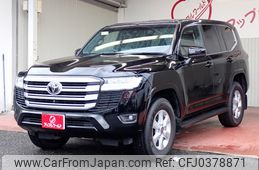 toyota land-cruiser 2023 24121811