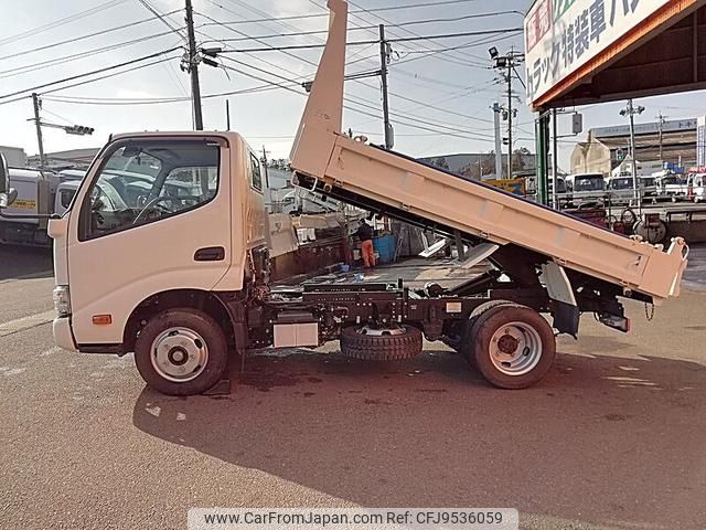 hino dutro 2021 GOO_NET_EXCHANGE_0803382A30240301W004 image 2