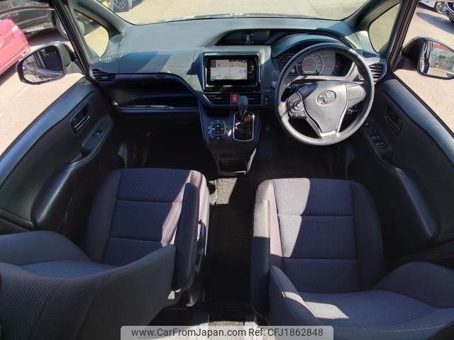 toyota noah 2017 CFJ1862848 image 2
