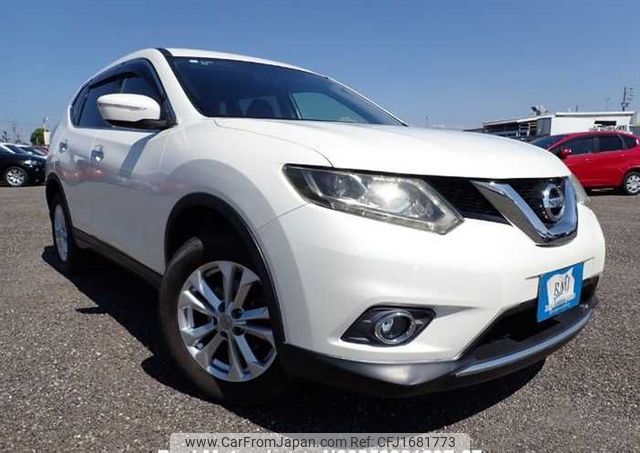 nissan x-trail 2015 CFJ1681773 image 1