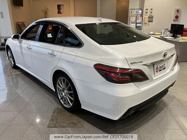 toyota crown 2022 CFJ1700018 image 2