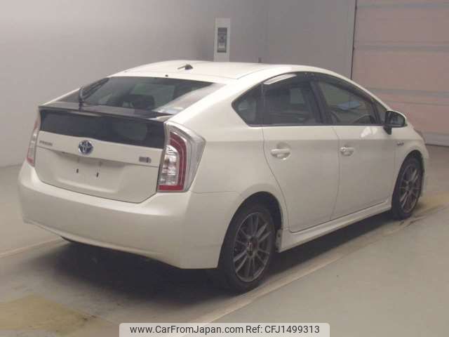 toyota prius 2012 CFJ1499313 image 2