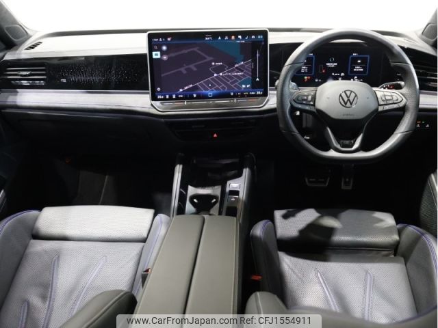 volkswagen passat-wagon 2025 CFJ1554911 image 2