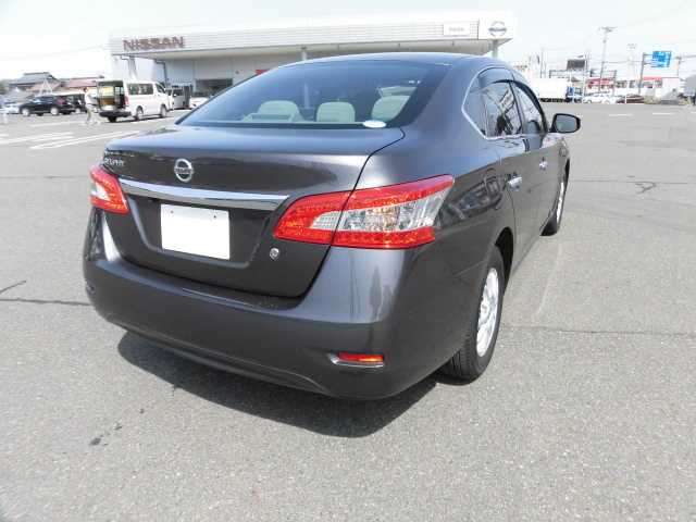 nissan bluebird-sylphy 2013 180514165049 image 2