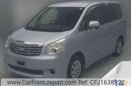 toyota noah 2011 CFJ1638122