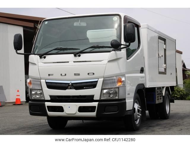 mitsubishi-fuso canter 2017 GOO_NET_EXCHANGE_0230013A30250512W002 image 1