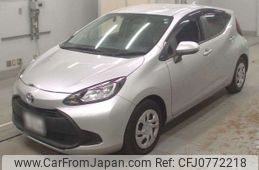 toyota aqua 2022 -TOYOTA 【春日部 502ｿ4690】--AQUA 6AA-MXPK11--MXPK11-2076520---TOYOTA 【春日部 502ｿ4690】--AQUA 6AA-MXPK11--MXPK11-2076520-